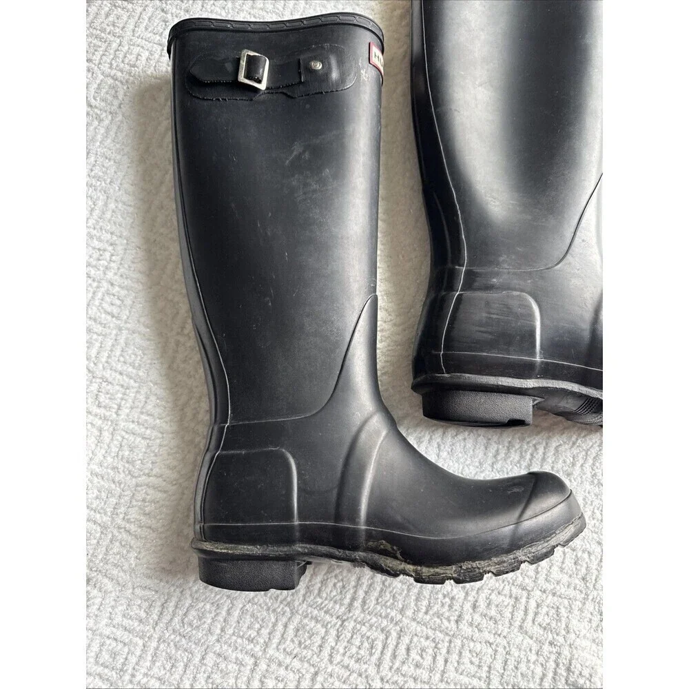 Hunter Women Sz 5M-6 Classic Matte Black Tall Rubber Rain Muck Boot